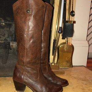 🎉HOST PICK🎉 Like NEW!!!   Frye boots, size 6.5